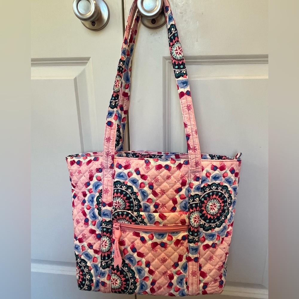 Vera Bradley Harry Potter Luna’s Medallion Small Vera Tote Bag
